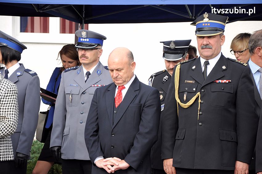 Przekazanie samochodów strażackich w Szubinie