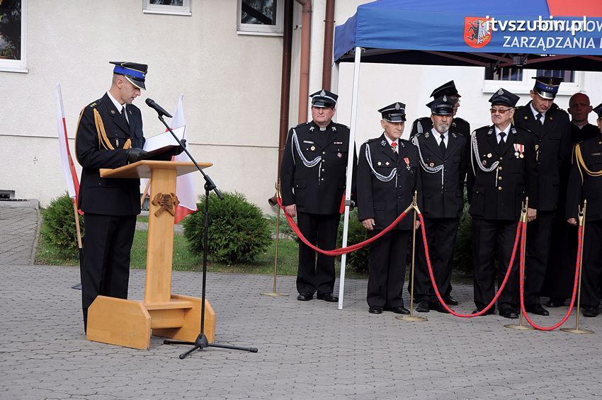 Przekazanie samochodów strażackich w Szubinie