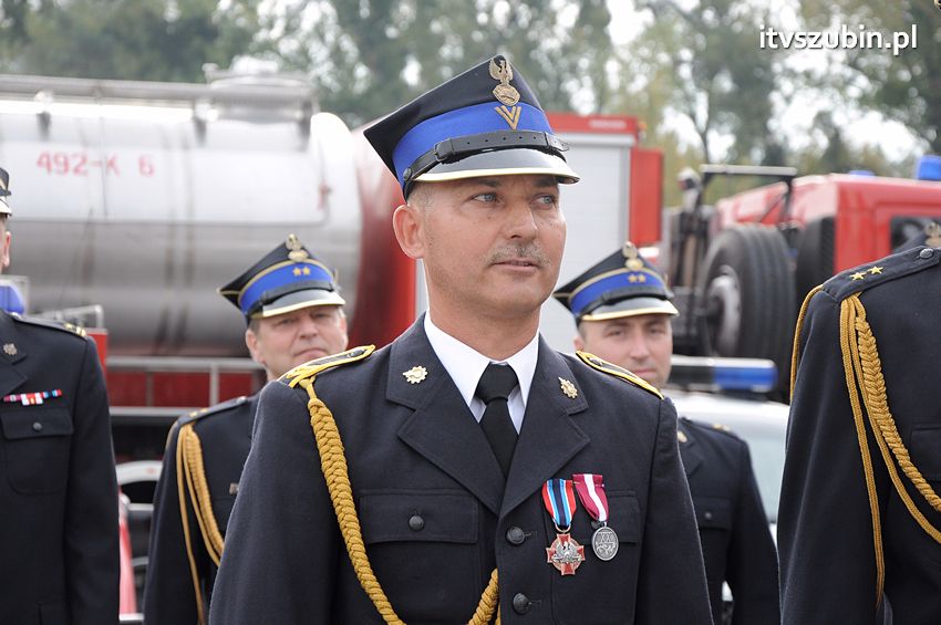 Przekazanie samochodów strażackich w Szubinie