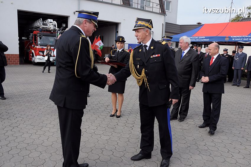 Przekazanie samochodów strażackich w Szubinie