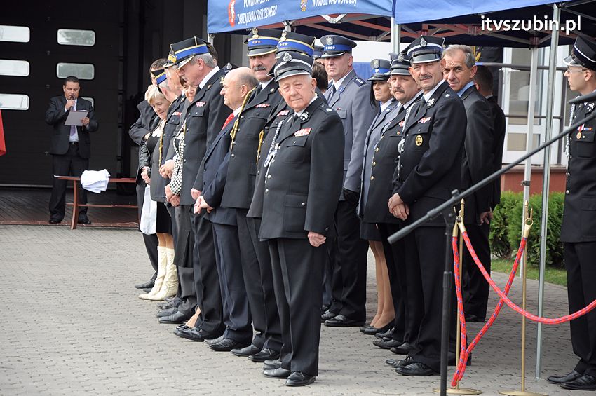 Przekazanie samochodów strażackich w Szubinie