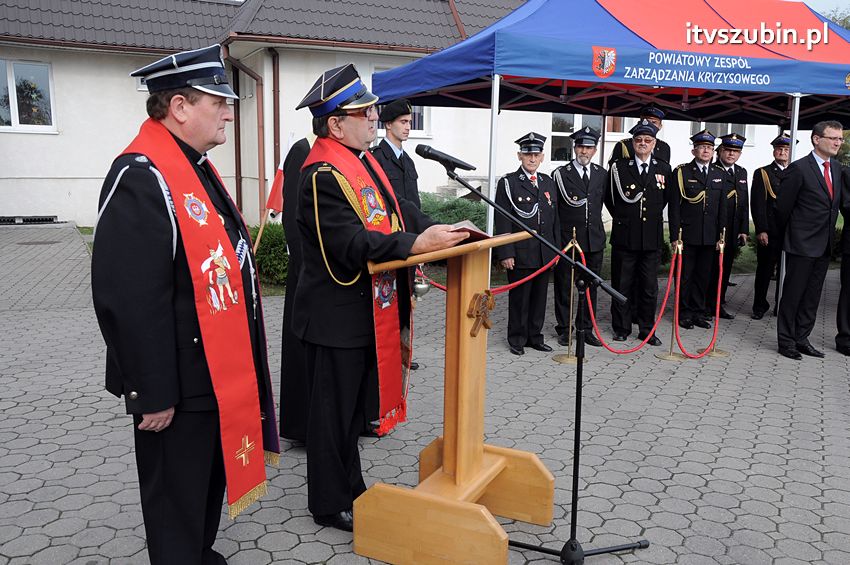 Przekazanie samochodów strażackich w Szubinie