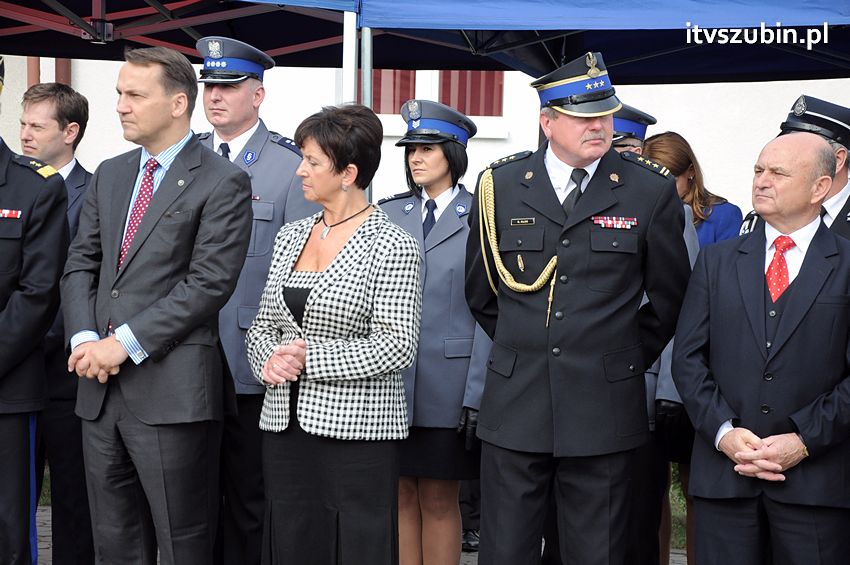 Przekazanie samochodów strażackich w Szubinie