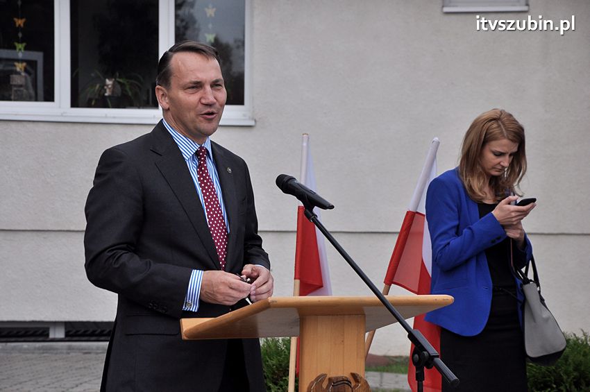 Przekazanie samochodów strażackich w Szubinie