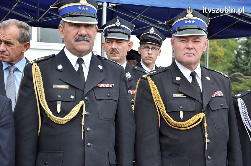 Przekazanie samochodów strażackich w Szubinie