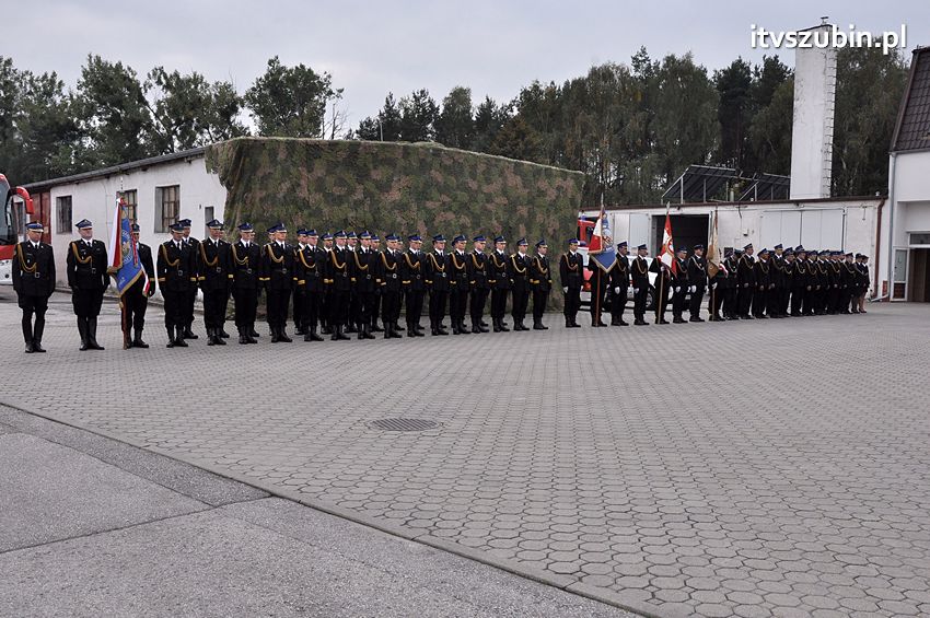 Przekazanie samochodów strażackich w Szubinie