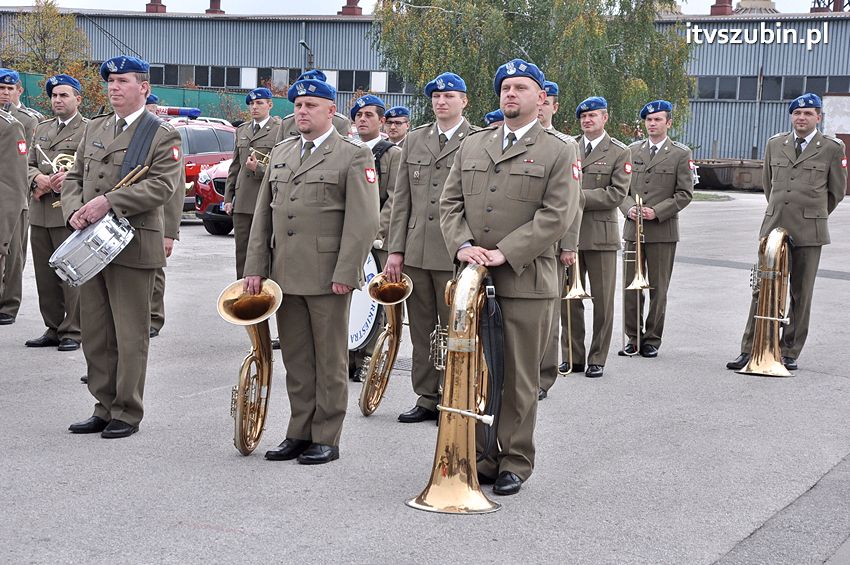 Przekazanie samochodów strażackich w Szubinie