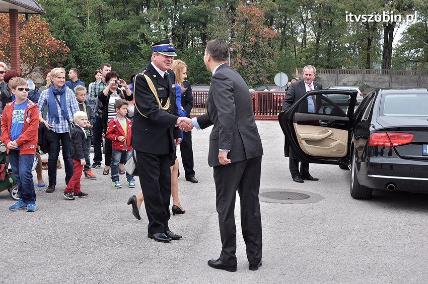 Przekazanie samochodów strażackich w Szubinie