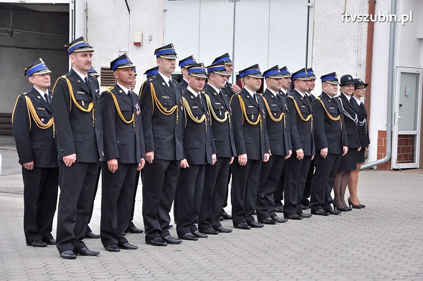 Przekazanie samochodów strażackich w Szubinie