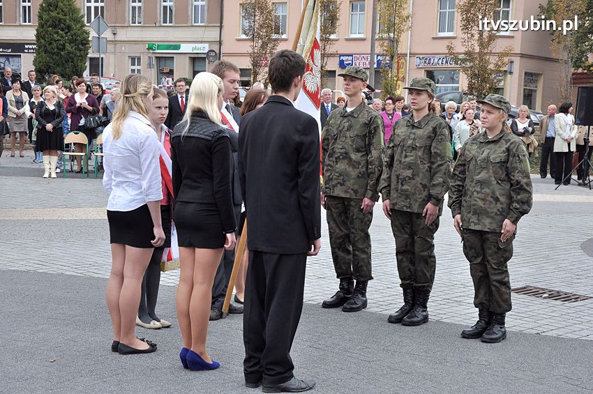 Uroczyste ślubowanie klas pierwszych, przysięga klasy wojskowej