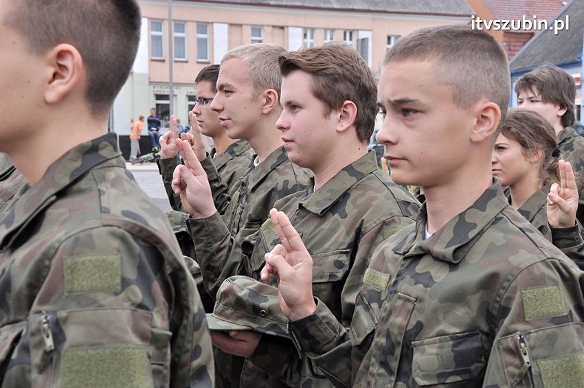 Uroczyste ślubowanie klas pierwszych, przysięga klasy wojskowej