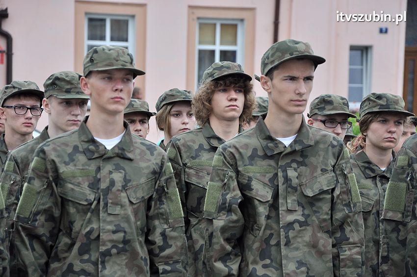 Uroczyste ślubowanie klas pierwszych, przysięga klasy wojskowej