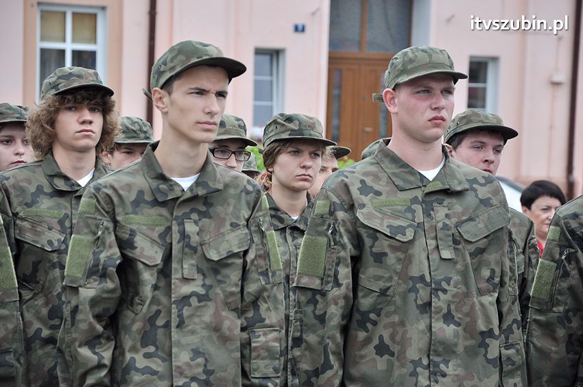 Uroczyste ślubowanie klas pierwszych, przysięga klasy wojskowej