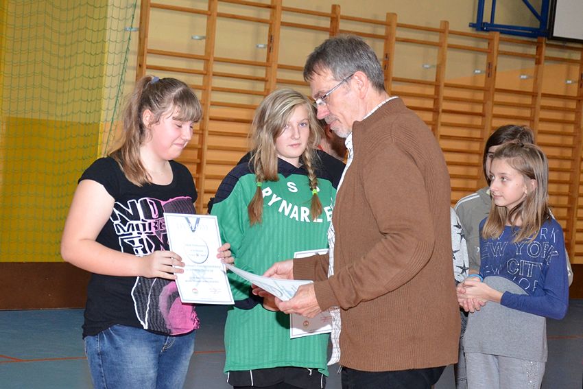 Mistrzostwa Powiatu Nakielskiego w unihokeju dziewcząt Szkół Podstawowych