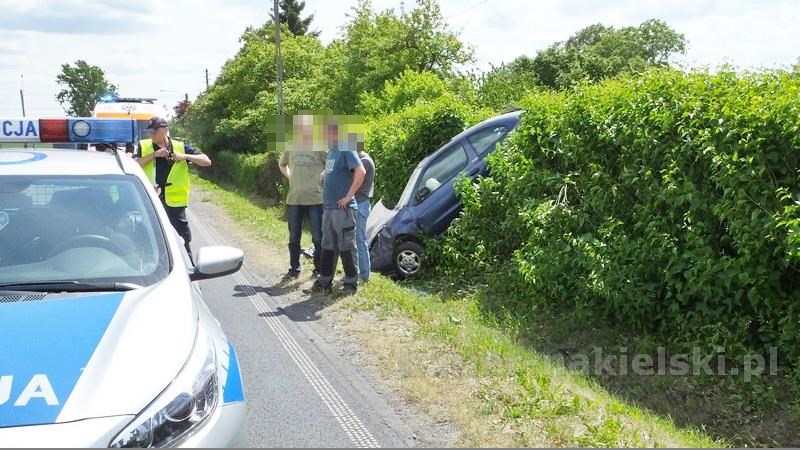 Wypadek drogowy w Chrząstowie