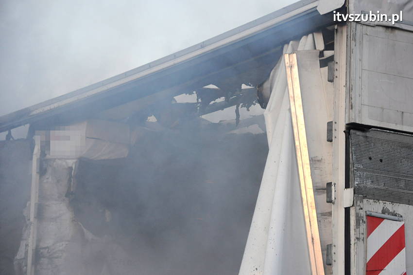 Poranny pożar samochodu ciężarowego
