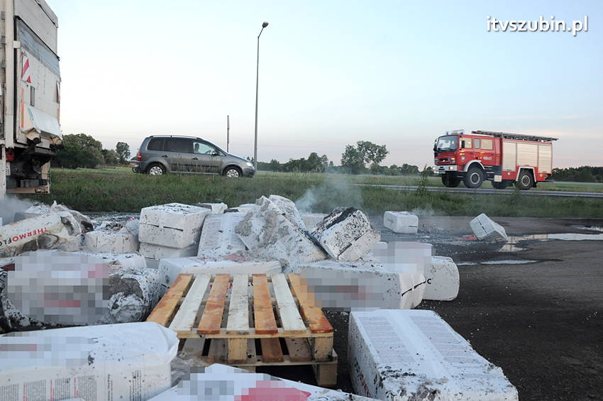 Poranny pożar samochodu ciężarowego