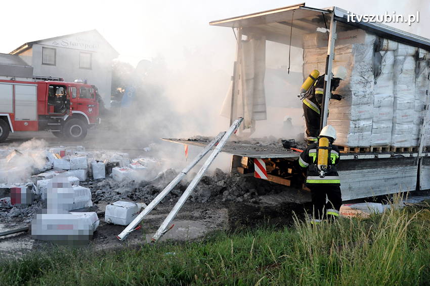Poranny pożar samochodu ciężarowego