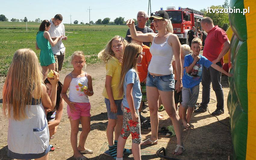 Festyn z okazji Dnia Dziecka w Pińsku
