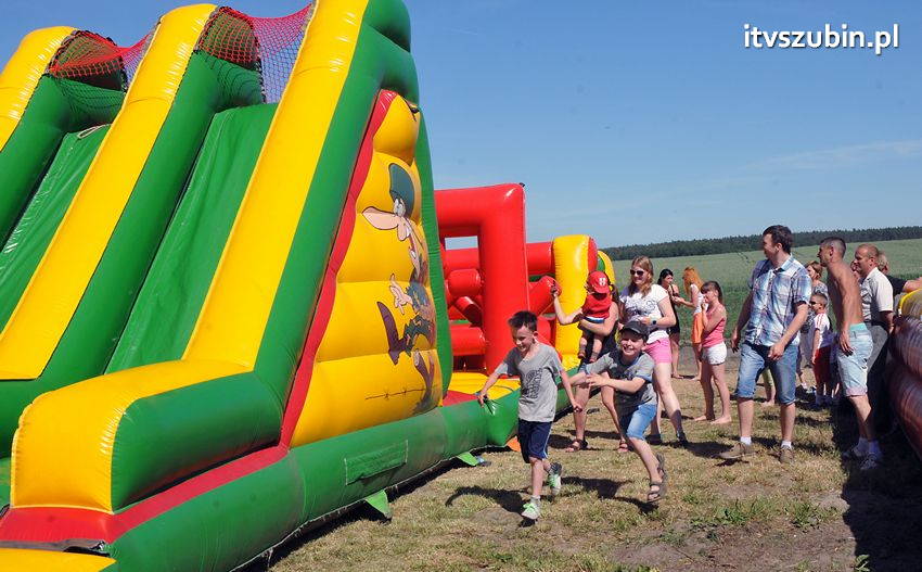 Festyn z okazji Dnia Dziecka w Pińsku