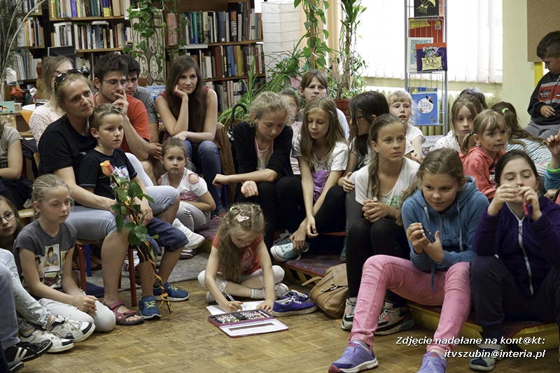 Maraton w szubińskiej bibliotece