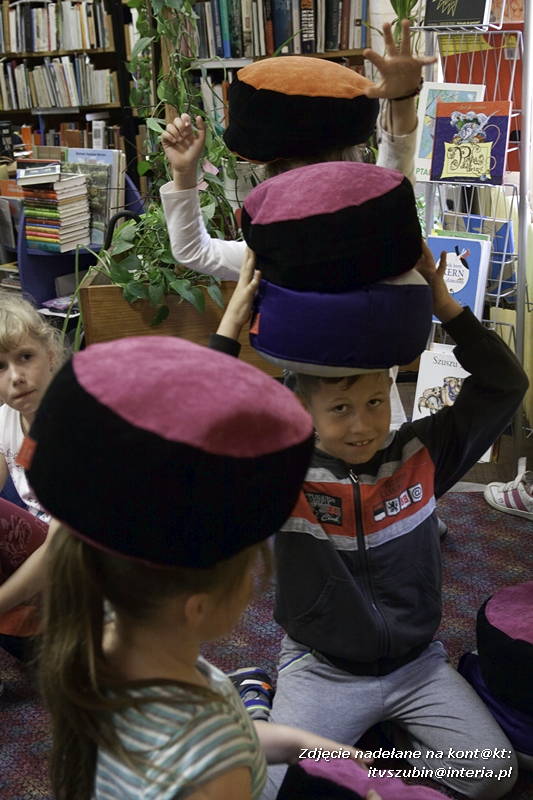 Maraton w szubińskiej bibliotece