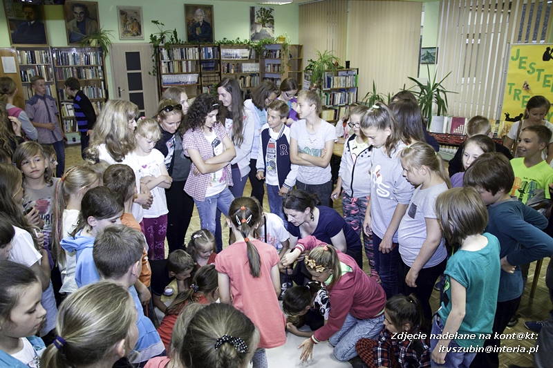 Maraton w szubińskiej bibliotece