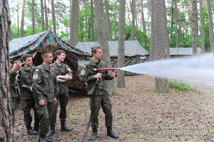 Obóz ?wojskowych? z ITL z ZSP w Szubinie w Krówce Leśnej