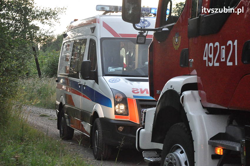 Pijany kierowca zakończył jazdę na płocie przydrożnej posesji