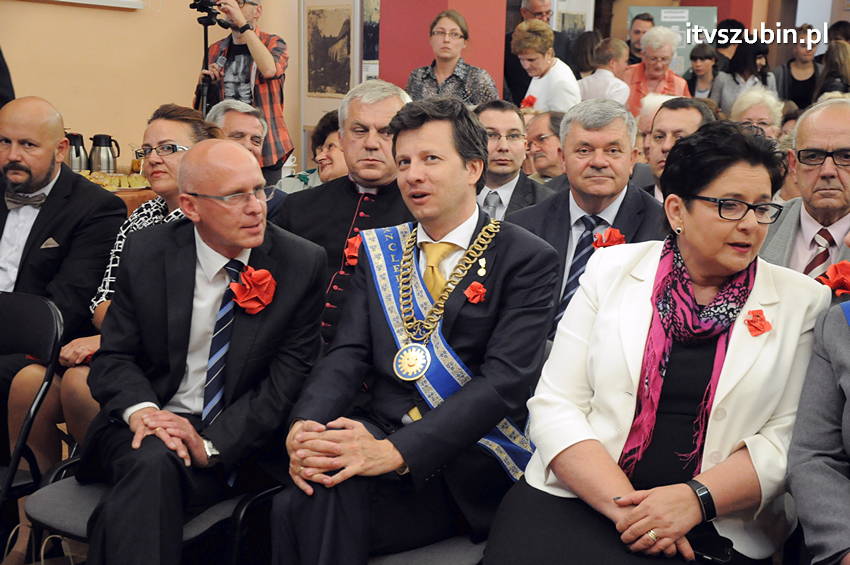 Międzynarodowa Kapituła Orderu Uśmiechu z Kanclerzem na czele w Szubinie