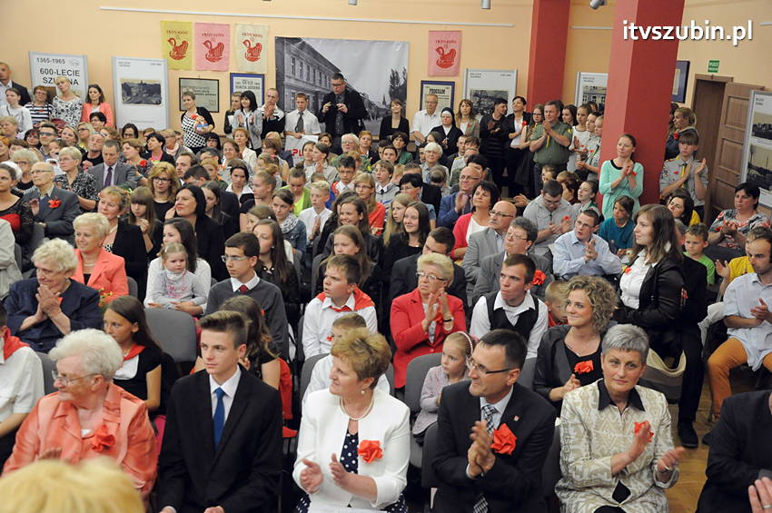 Międzynarodowa Kapituła Orderu Uśmiechu z Kanclerzem na czele w Szubinie