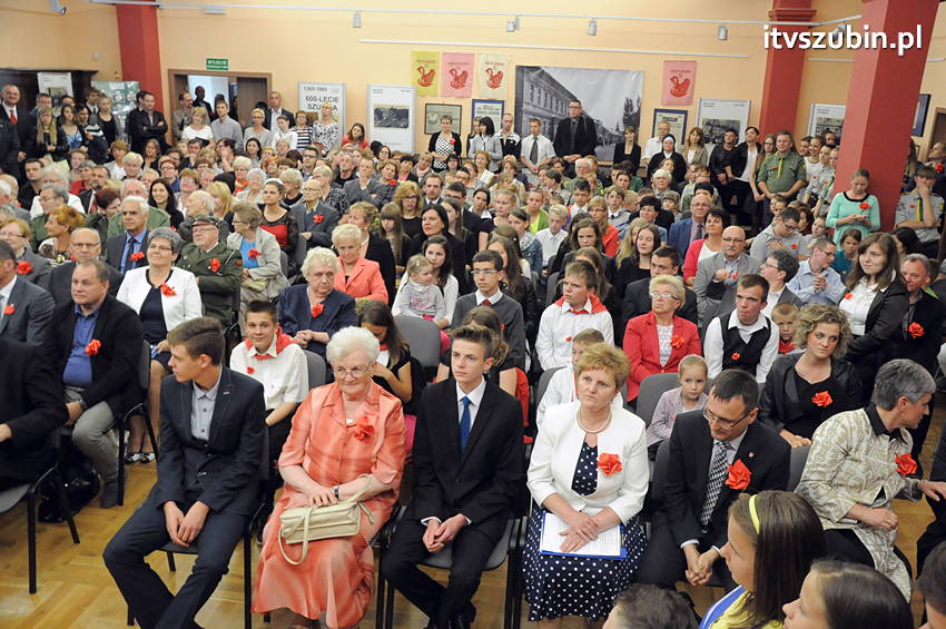 Międzynarodowa Kapituła Orderu Uśmiechu z Kanclerzem na czele w Szubinie