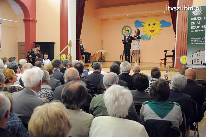 Międzynarodowa Kapituła Orderu Uśmiechu z Kanclerzem na czele w Szubinie