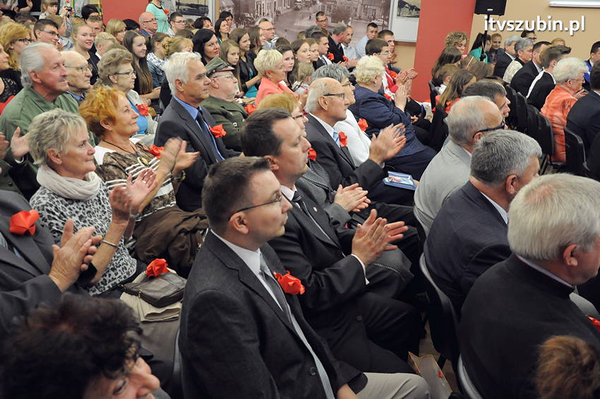 Międzynarodowa Kapituła Orderu Uśmiechu z Kanclerzem na czele w Szubinie