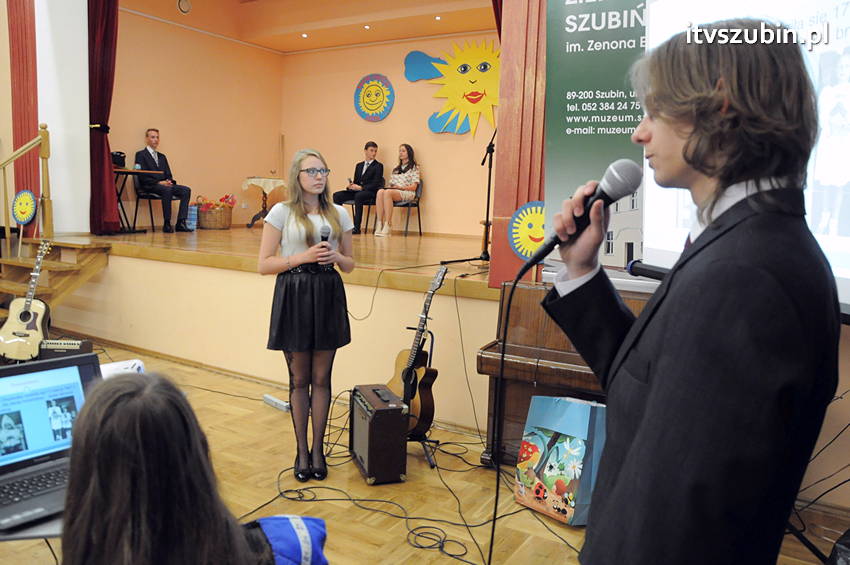 Międzynarodowa Kapituła Orderu Uśmiechu z Kanclerzem na czele w Szubinie