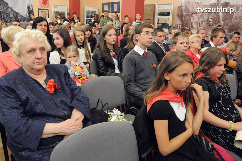 Międzynarodowa Kapituła Orderu Uśmiechu z Kanclerzem na czele w Szubinie