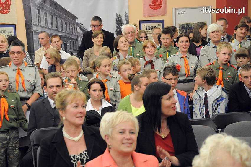 Międzynarodowa Kapituła Orderu Uśmiechu z Kanclerzem na czele w Szubinie