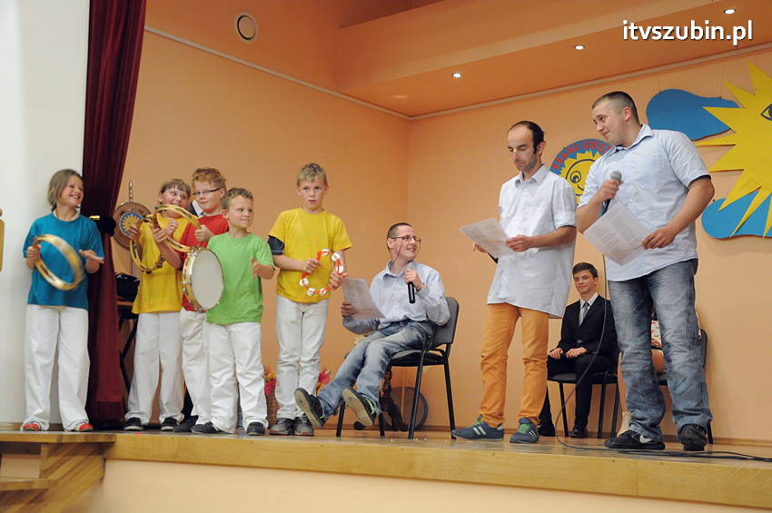 Międzynarodowa Kapituła Orderu Uśmiechu z Kanclerzem na czele w Szubinie