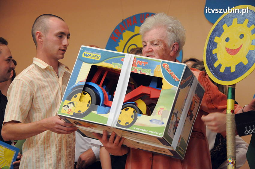 Międzynarodowa Kapituła Orderu Uśmiechu z Kanclerzem na czele w Szubinie