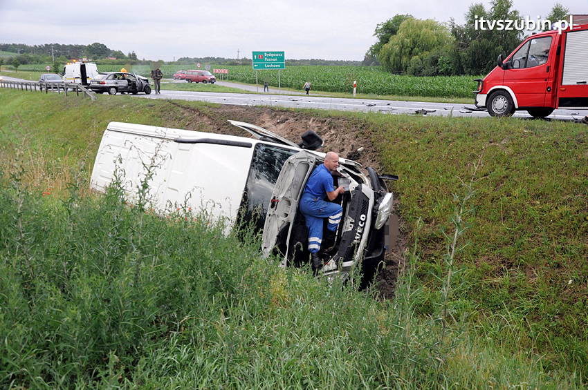 Pechowy trzynasty nie piątek, ale poniedziałek, dwa zdarzenia drogowe w Siernikach i Szubinie