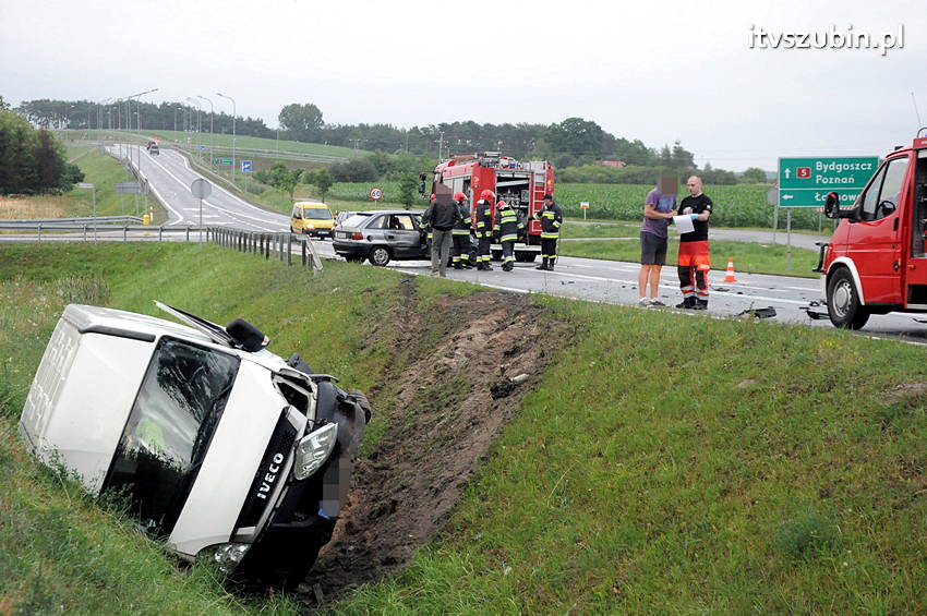 Pechowy trzynasty nie piątek, ale poniedziałek, dwa zdarzenia drogowe w Siernikach i Szubinie