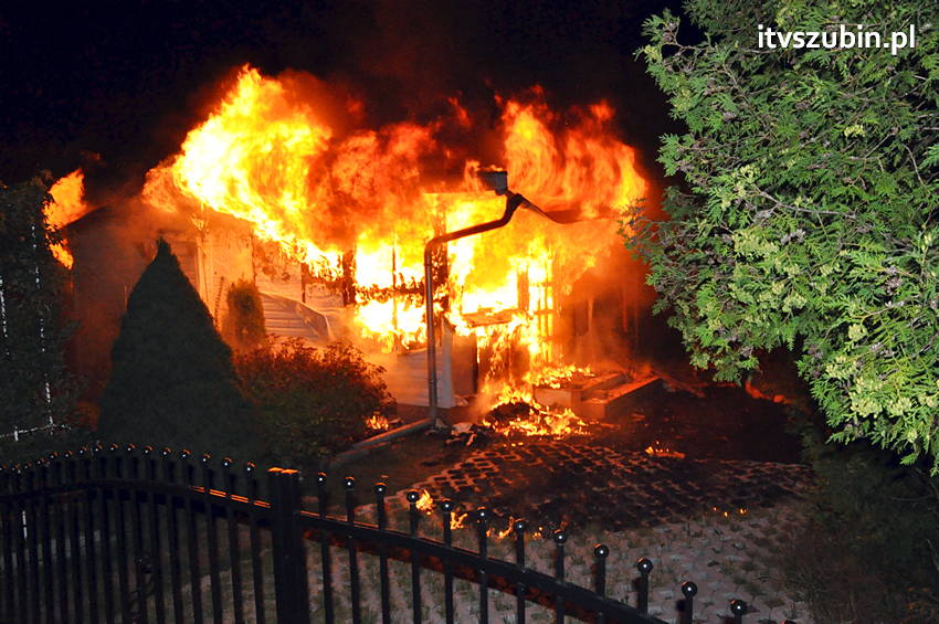 Strażacy w akcji, fotorelacja z pożaru w Żurczynie