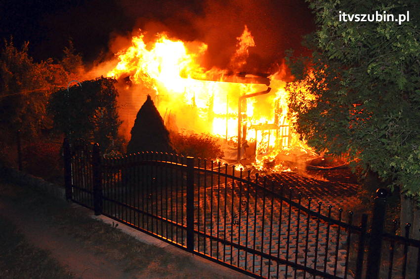 Strażacy w akcji, fotorelacja z pożaru w Żurczynie