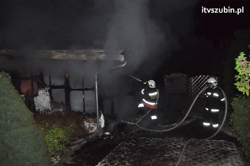 Strażacy w akcji, fotorelacja z pożaru w Żurczynie