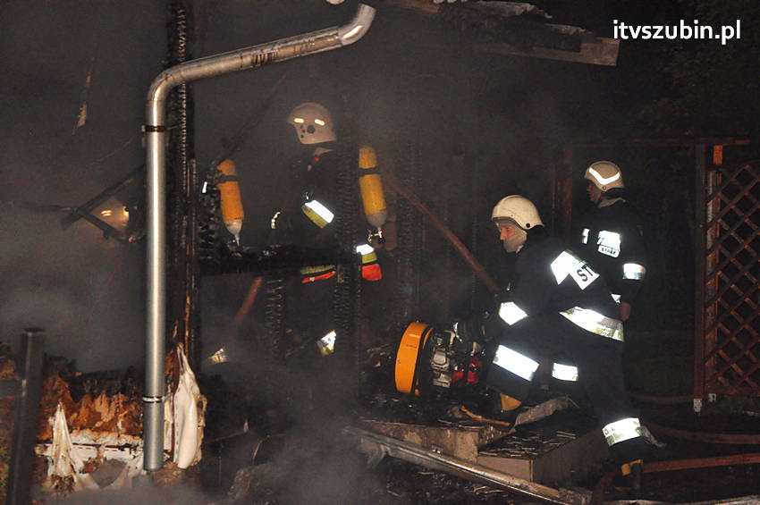 Strażacy w akcji, fotorelacja z pożaru w Żurczynie