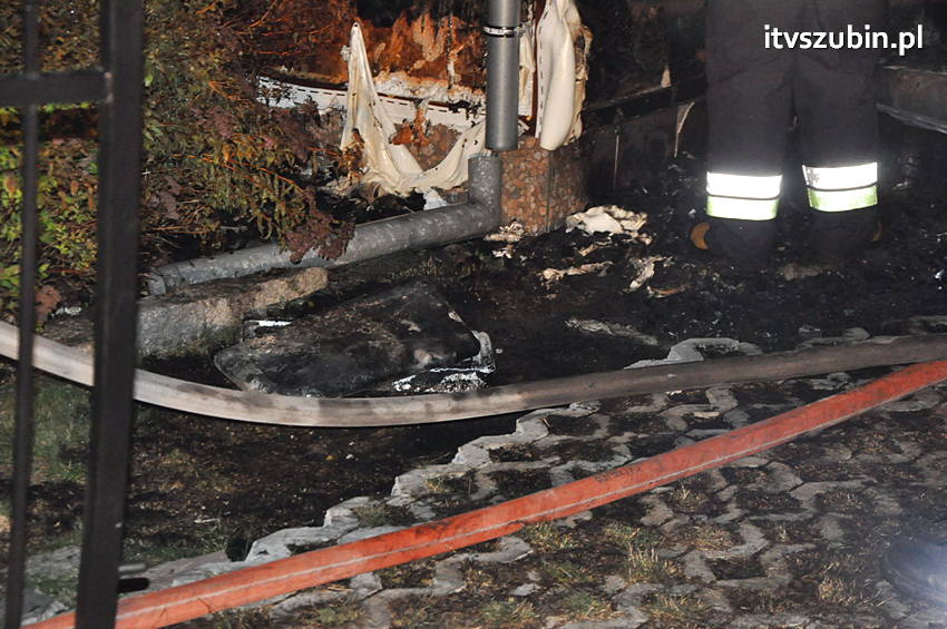 Strażacy w akcji, fotorelacja z pożaru w Żurczynie
