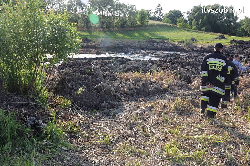 Koparką natrafił na trzy pociski