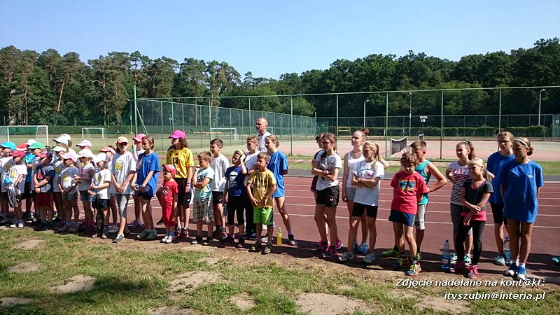 UKS Wyspiański na obozie w Sierakowie