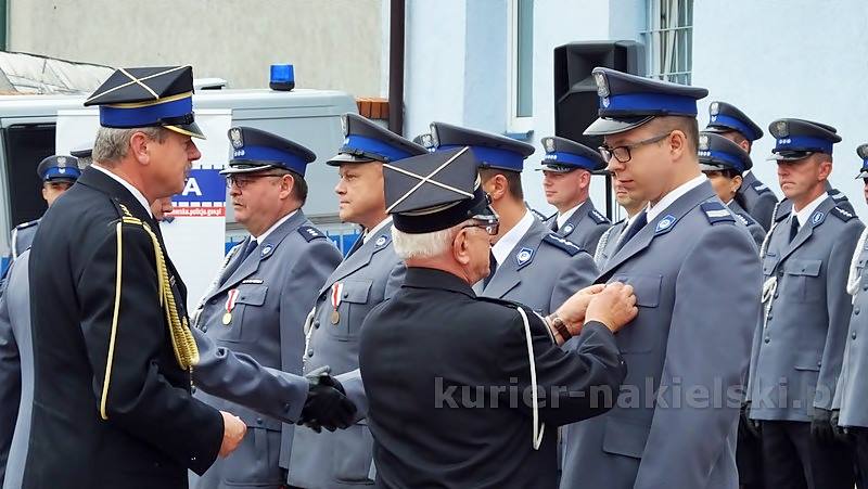 Odznaczenia i awanse dla policjantów powiatu nakielskiego