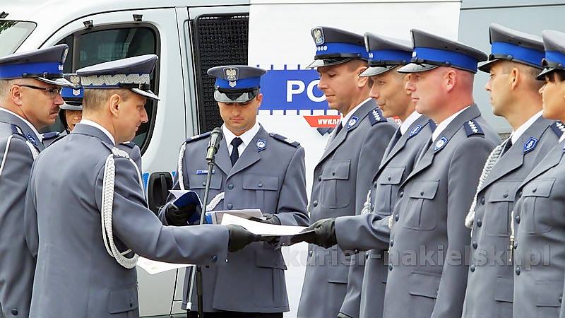 Odznaczenia i awanse dla policjantów powiatu nakielskiego